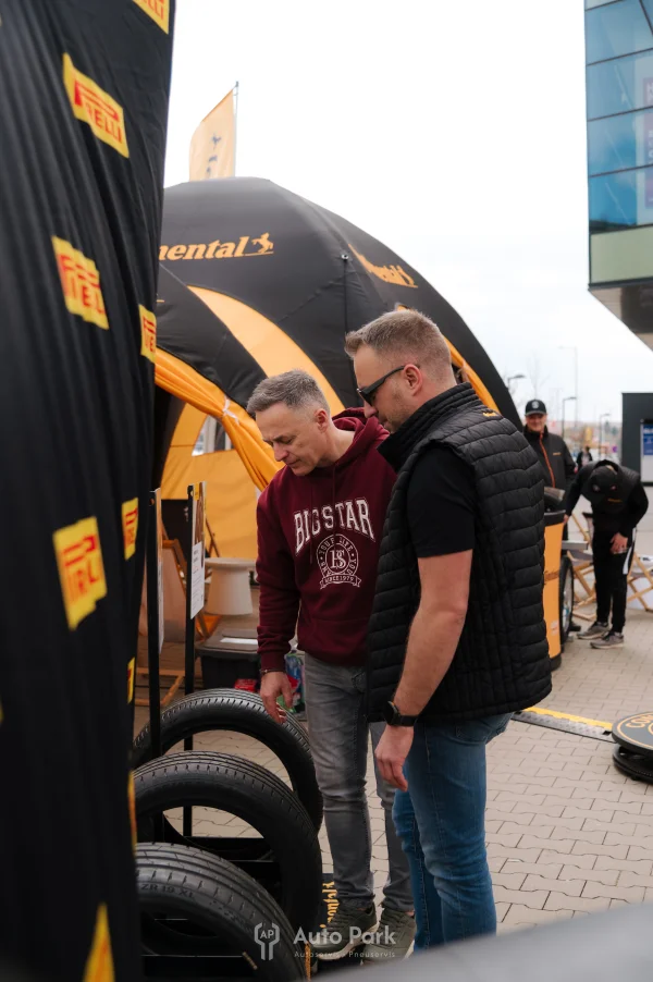 Produkcia AUTO Park Show: Talky s Lucky Boyom a expertmi - moment 45