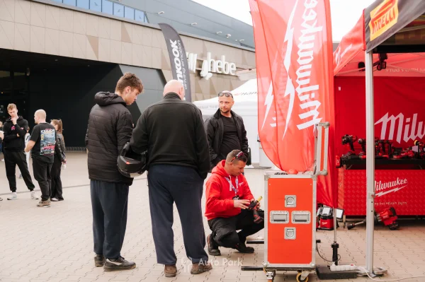 Produkcia AUTO Park Show: Talky s Lucky Boyom a expertmi - moment 24