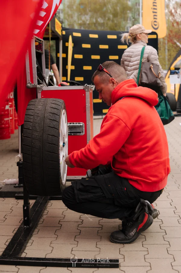 Produkcia AUTO Park Show: Talky s Lucky Boyom a expertmi - moment 43