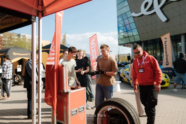Produkcia AUTO Park Show: Talky s Lucky Boyom a expertmi - moment 22